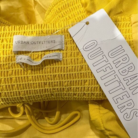 NEW Urban Outfitters Bambi Ruched Front Top Women’s Large - Picture 3 of 6